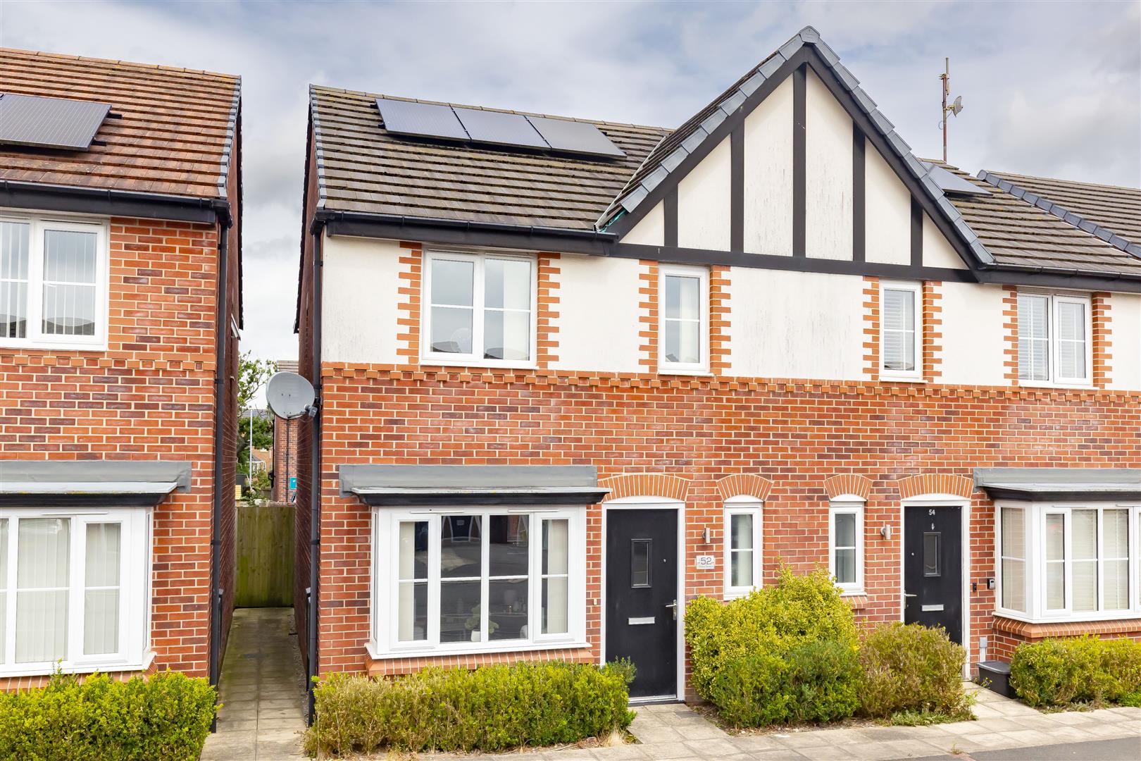 3 bed property in Fallow Avenue, Preston